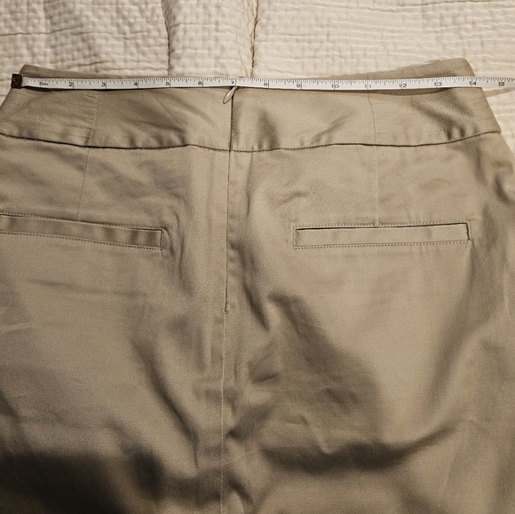 Cremieux Khaki Skirt 4 - Picture 3 of 5